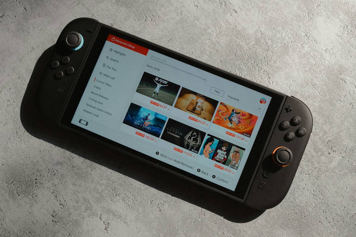 deltaco gaming nintendo switch bluetooth controller shown connected to a Nintendo Switch dock during gameplay